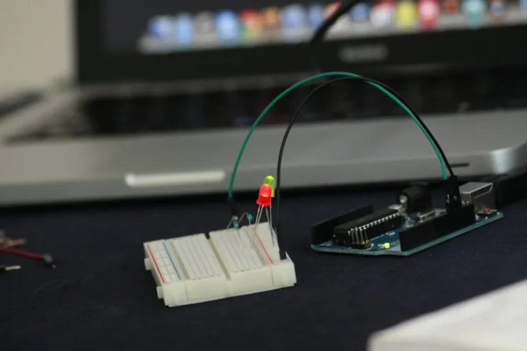 Arduino vs Raspberry Pi: Which Should Makers Choose?