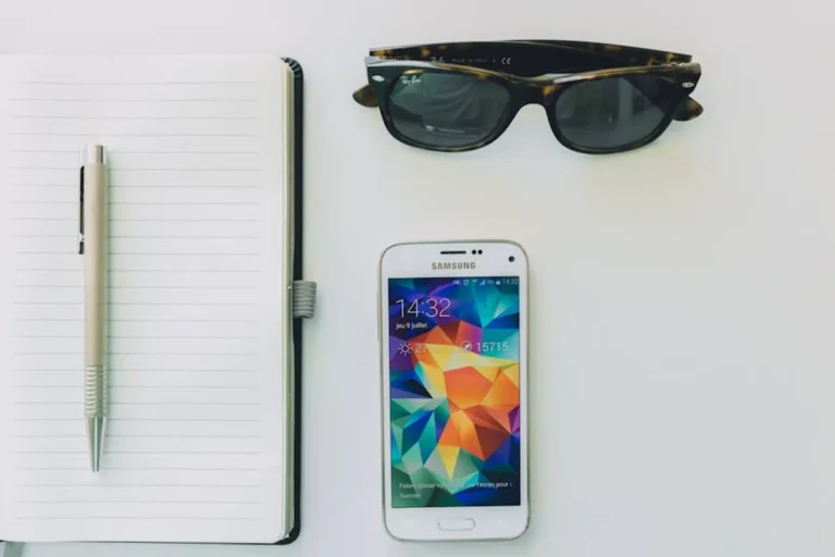 Best Android Accessories for Travel