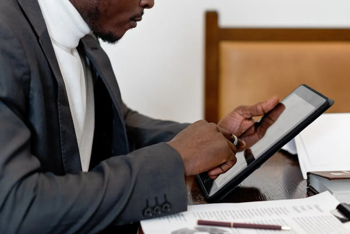 Chromebook vs Tablet: Which Should You Buy?